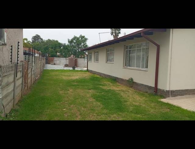 3 BEDROOM HOUSE FOR SALE IN CAPRICORN